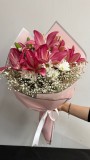 PEMBE LİLYUM VE PAPATYA BUKETİ