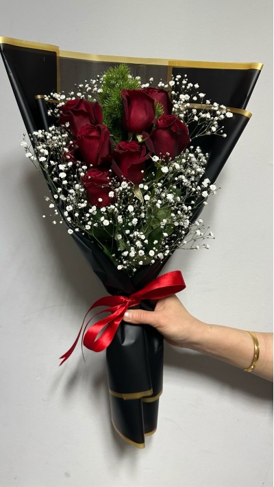 SEVEN BLOMMS 7 KIRMIZI GÜL BUKETİ
