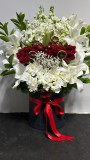 BLACK BOX FLOWERS